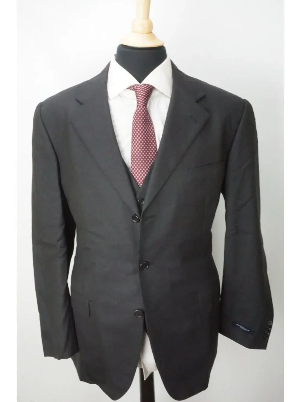 Burberry London Solid Gray S100s Wool 3 Pc Suit Jacket Pants Vest 44R BRAND NEW